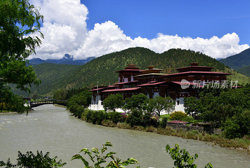 Punakha Dzong和Mo Chhu河，Punakha，不丹